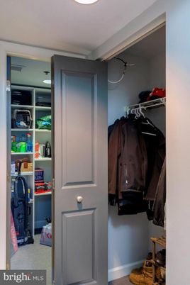 Interior, Walk-in Closets