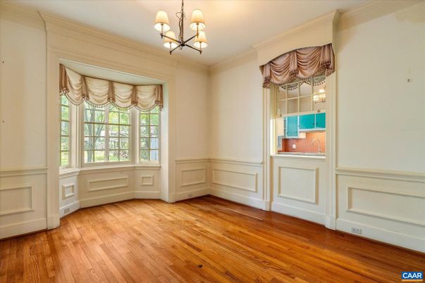 Chandelier, Empty room, Interior, Wood Texture Flooring