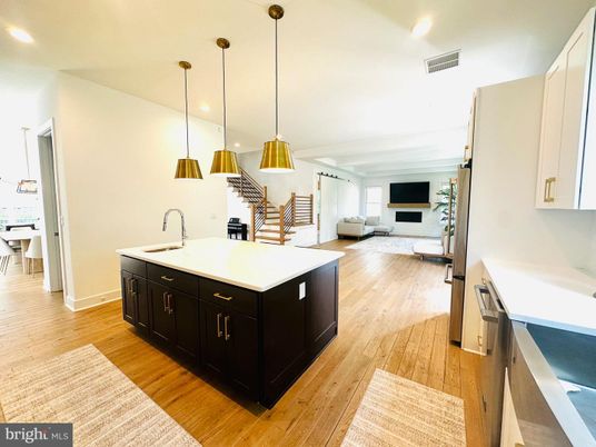 Interior, Kitchen, Living room, Pendant Lights, Recessed Lighting, Wood Texture Flooring