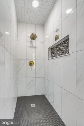 Bathroom, Interior, Marble Walls, Recessed Lighting