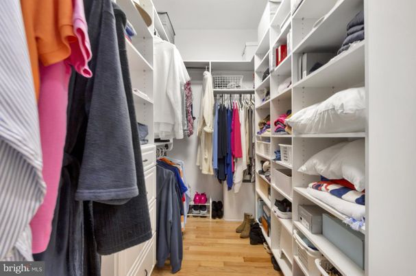 Interior, Walk-in Closets, Wood Texture Flooring