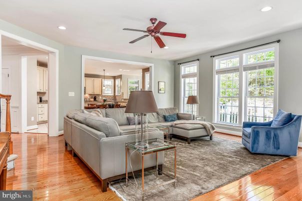 Dining room, Interior, Kitchen, Living room, Pendant Lights, Recessed Lighting, Wood Texture Flooring