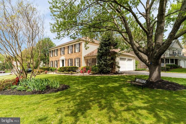 Attached, Backyard, Exterior, Facade, Brick Facade, Georgian