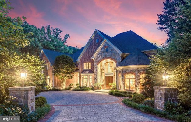Exterior, Facade, Brick Facade, Brick Traditional