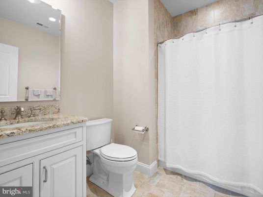 Bathroom, Interior, Recessed Lighting