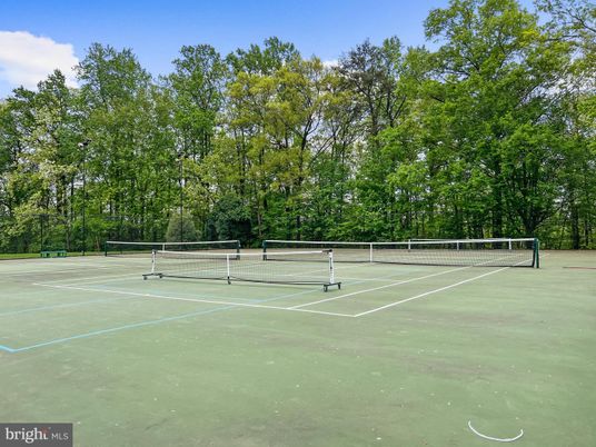 Exterior, Tennis Courts
