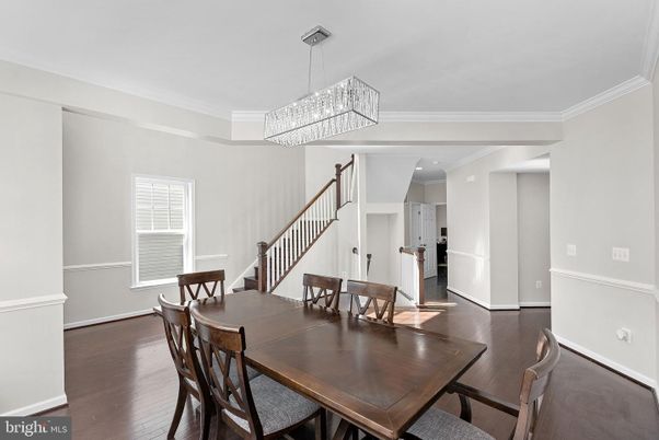 Chandelier, Dining room, Interior, Kitchen, Recessed Lighting, Wood Texture Flooring