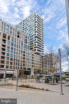Exterior, Facade, Condo Building