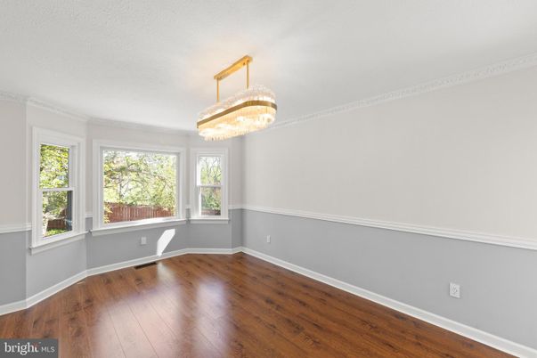 Chandelier, Empty room, Interior, Wood Texture Flooring