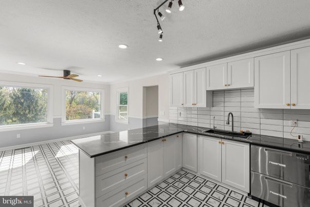 Interior, Kitchen, Recessed Lighting
