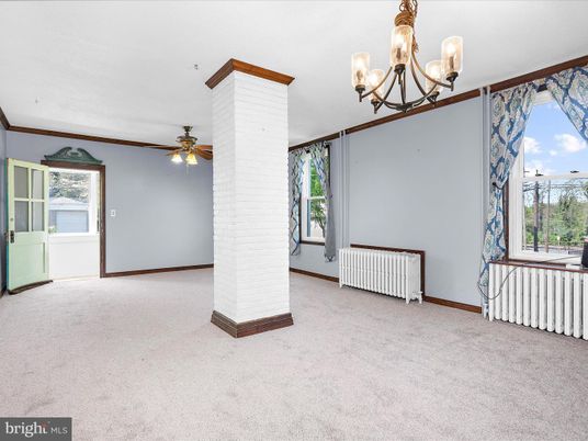 Chandelier, Empty room, Interior