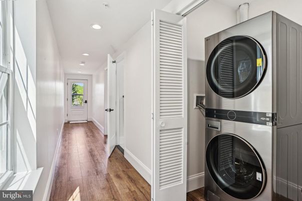 Interior, Recessed Lighting, Utility Closets, Washer, Wood Texture Flooring