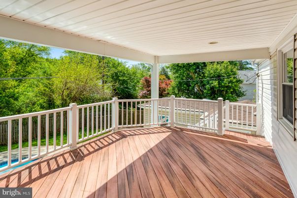 Exterior, Wood Texture Flooring