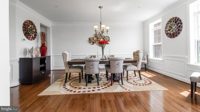 Chandelier, Dining room, Interior, Wood Texture Flooring