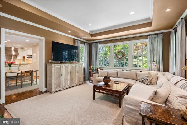 Interior, Kitchen, Living room, Recessed Lighting, Wood Texture Flooring
