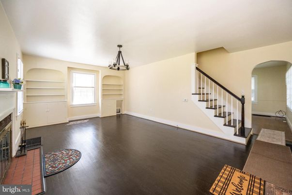 Empty room, Fireplace, Interior, Pendant Lights, Wood Texture Flooring