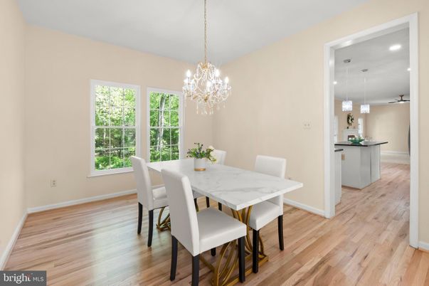 Chandelier, Dining room, Interior, Pendant Lights, Recessed Lighting, Wood Texture Flooring