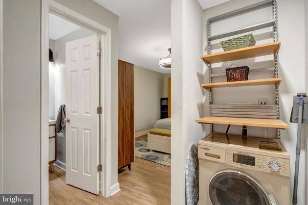 Interior, Utility Closets, Washer, Wood Texture Flooring