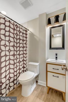 Bathroom, Interior, Recessed Lighting, Wood Texture Flooring
