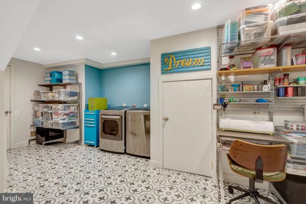 Interior, Recessed Lighting, Washer
