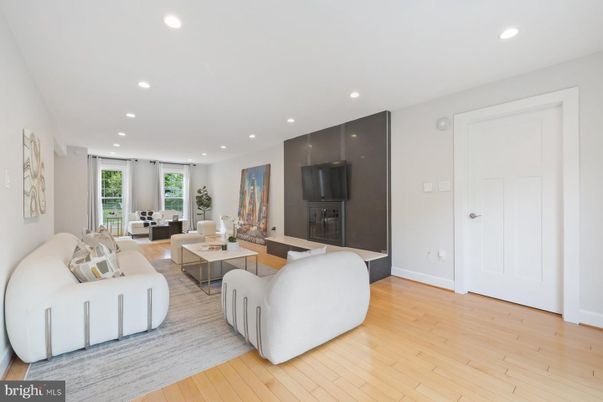 Dining room, Interior, Living room, Recessed Lighting, Wood Texture Flooring