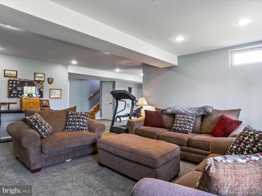 Fitness Equipment, Interior, Living room, Recessed Lighting