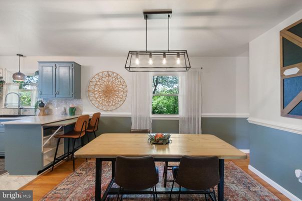 Dining room, Interior, Kitchen, Pendant Lights, Wood Texture Flooring