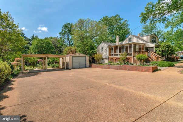 Backyard, Detached Garage, Exterior