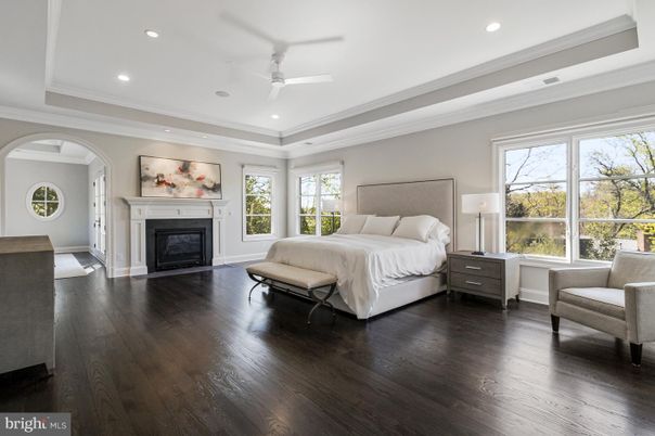 Bedroom, Fireplace, Interior, Recessed Lighting, Wood Texture Flooring