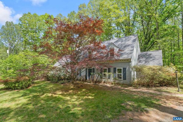 Backyard, Exterior, Facade, Cape Cod