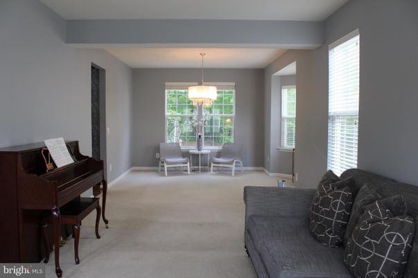 Dining room, Interior, Pendant Lights, Piano