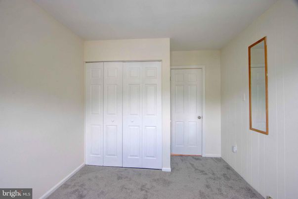 Detached Garage, Empty room, Interior