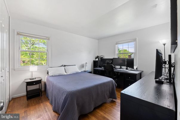 Bedroom, Home Office, Interior, Wood Texture Flooring