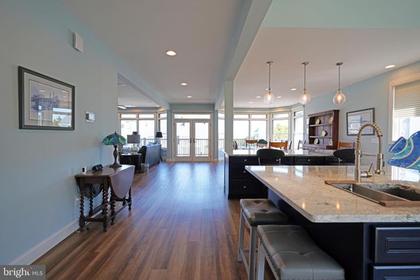 Interior, Pendant Lights, Recessed Lighting, Wood Texture Flooring