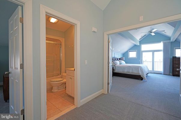 Bathroom, Bedroom, Glass Shower, Interior