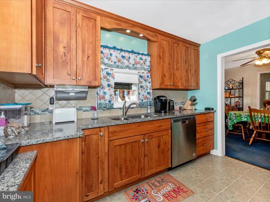 Dining room, Interior, Kitchen, Recessed Lighting