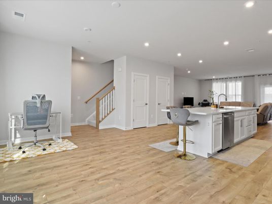 Home Office, Interior, Kitchen, Recessed Lighting, Wood Texture Flooring