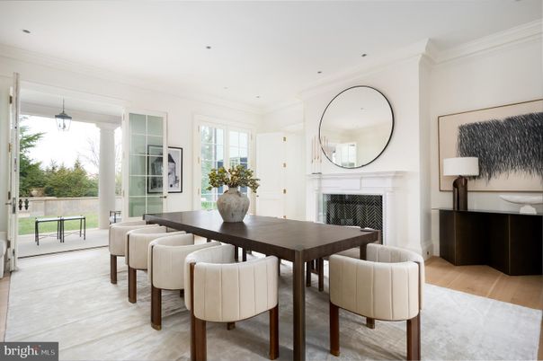 Dining room, Fireplace, Interior, Recessed Lighting, Wood Texture Flooring