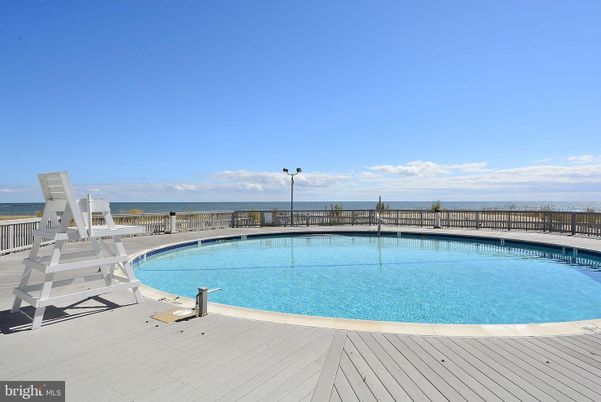 Exterior, Pool, Water