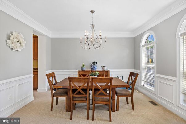 Chandelier, Dining room, Interior
