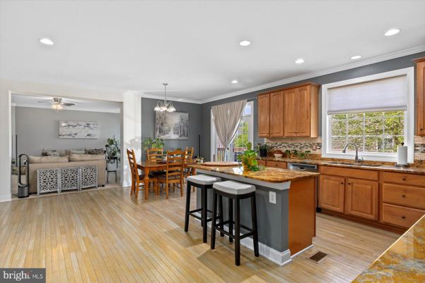 Chandelier, Dining room, Interior, Kitchen, Recessed Lighting, Wood Texture Flooring