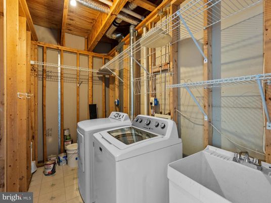 Interior, Washer, Wooden Walls