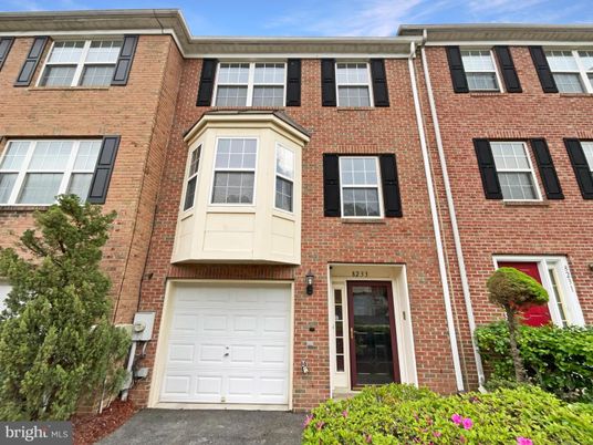Attached, Exterior, Facade, Brick Facade, Rowhouse
