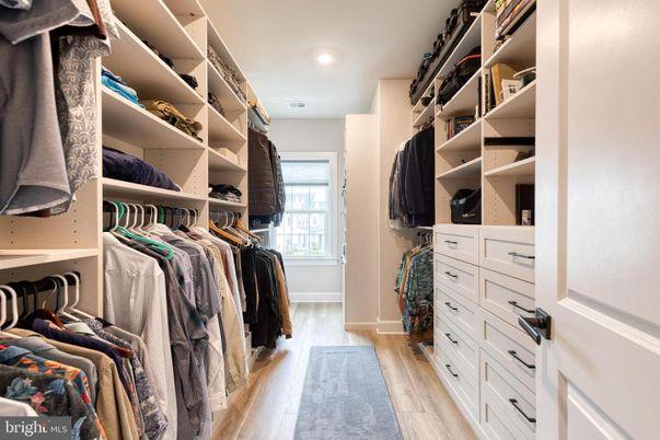 Interior, Recessed Lighting, Walk-in Closets, Wood Texture Flooring