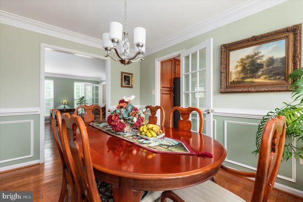 Chandelier, Dining room, Interior, Wood Texture Flooring