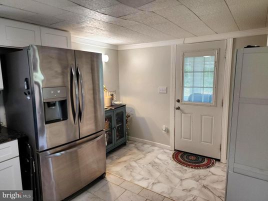 Interior, Kitchen, Marble, Stainless Steel Appliances