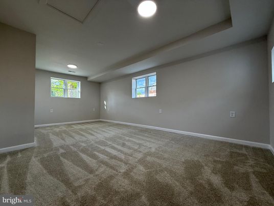 Empty room, Interior, Recessed Lighting