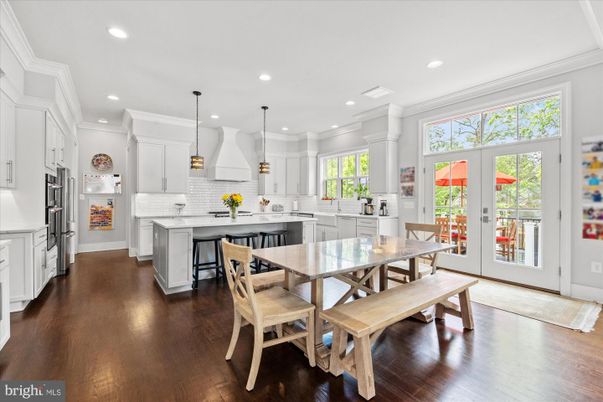 Dining room, Interior, Kitchen, Pendant Lights, Recessed Lighting, Wood Texture Flooring