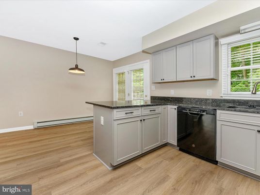 Interior, Kitchen, Pendant Lights, Wood Texture Flooring