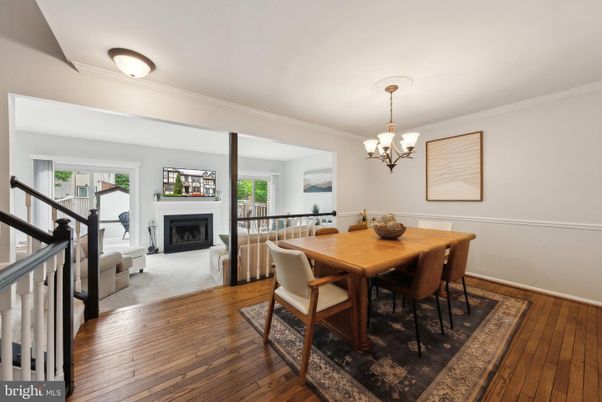 Chandelier, Dining room, Fireplace, Interior, Wood Texture Flooring